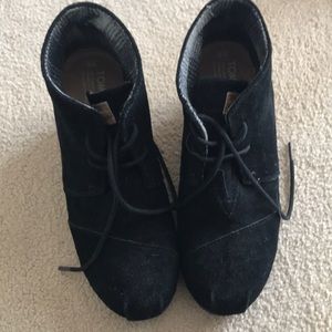 Black Toms wedges